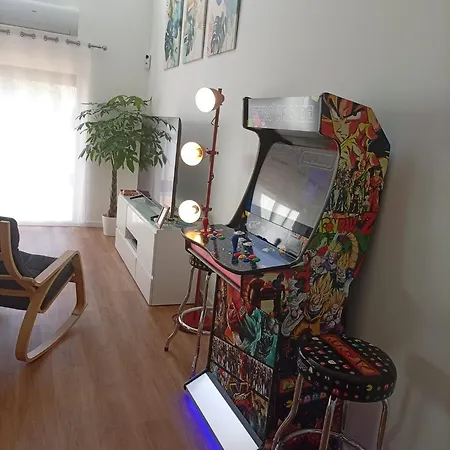 Dino Beach House Aroeira (Setubal)